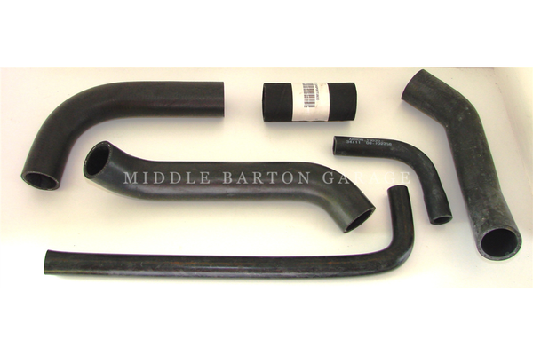 RADIATOR HOSE SET 124/2000 & INJECTION